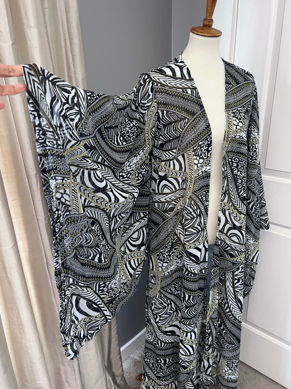 Jennafer Grace Tribal print sheer Kimono